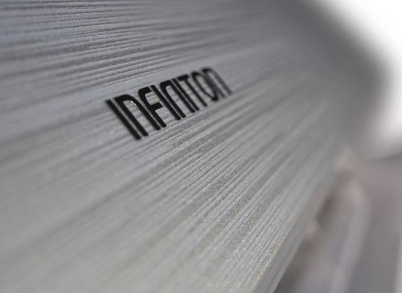 Ar condicionado INFINITON SPTSE12A3, 12000 BTU, Wifi, desumidificador, A++A+++, Inox (1)